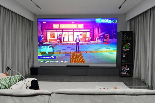 觉体验 成都EPSON 4K激光投影机QB1000B案例探访pg电子免费模拟器【家访】在这里让我实现了“顶天立地”的视(图3)